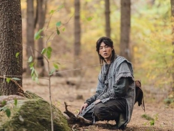 Biasa Jadi 'Sad Boy', Ji Soo Bicara Soal Karakter Jenderal Bodoh di 'River Where the Moon Rises'