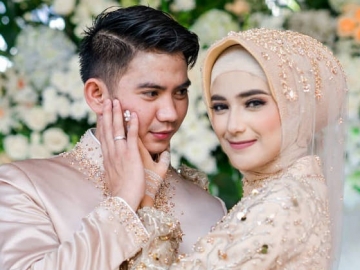 Rizki DA Girang Rayakan Ulang Tahun Ke-24 Bareng Teman, Sosok Nadya Mustika Tak Terlihat Hadir