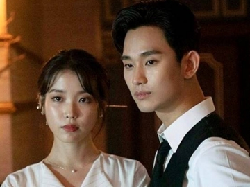 Kim Soo Hyun Ikuti 'Celebrity Challenge', Interaksi Bareng IU di Komentar Gemas!