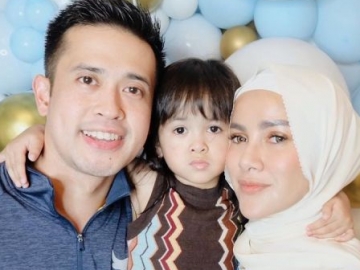   Saling Sindir Di Instagram, Ada Apa Olla Ramlan Dan Suami?