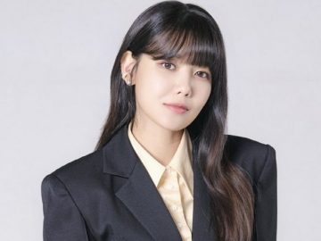 Sooyoung Ungkap Hubungan dengan Shin Se Kyung Hingga Juluki Sang Pacar Aktor Romcom Terbaik