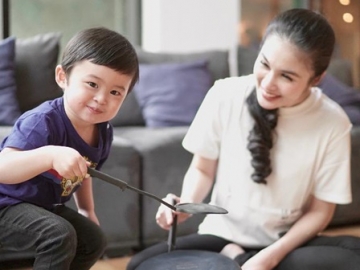 Putra Sandra Dewi Unjuk Gaya Baru Kala Main Basket Bikin Takjub, Denny Sumargo Auto 'Dicolek'