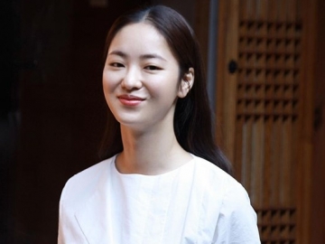 Jeon Yeo Bin Ditawari Main Drama Garapan Penulis 'Extracurricular'