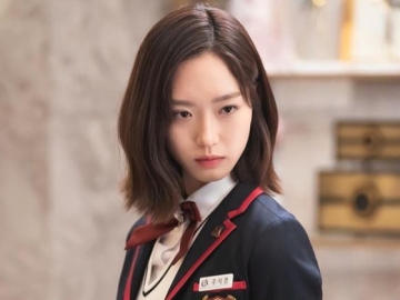 Han Ji Hyun 'Penthouse' Dikira Kesal Kala Pinta Saudara Kembarnya Tak Dipenuhi Pertanyaan Tentangnya