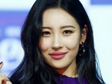 Sunmi Ungkap Lagu Yang Ditulisnya Saat Didiagnosa Sakit