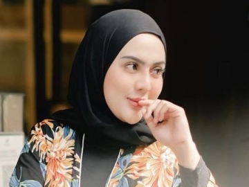 Sempat Kira Bakal Dibully Usai Foto Lepas Hijab, Anggita Sari Beber Tuai Reaksi Berbanding Terbalik