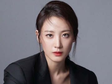 Claudia Kim 'Nagini' Resmi Gabung YG Entertainment