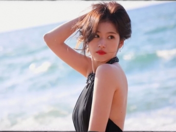 Visual Memikat Sana Twice di Teaser Photobook 'Yes, I Am Sana' Sukses Pikat Netizen