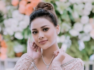 Ekspresi Wajah Sempat Jadi Perbincangan, Kini Aurel Pamer Senyum Lebar Saat Selfie Bareng KD 