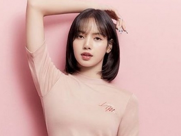  Fans Lisa BLACK PINK Donasikan Baju Musim Dingin di SD Tiongkok