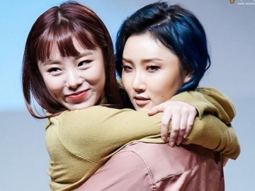 Hwasa-Wheein Ungkap Masa-Masa Training Hingga Pertemuan Pertama Mereka di 'Come Back Home'