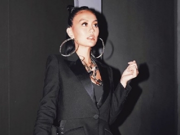 Lama Dirahasiakan, Agnez Mo Bikin Heboh Ungkap Lagu 'Long As I Get Paid' Dijadikan Novel Grafis