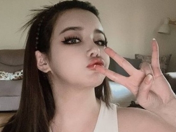  Park Bom Minta Hacker Berhenti Coba Bobol Instagram pribadinya