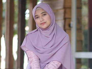 Nadya Mustika Istri Rizki DA Posting Kalimat Galau Singgung Perjuangan Hingga Soal 'Beranjak Pergi'