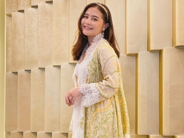 Prilly Latuconsina Bagikan Postingan Kumpul Bareng Teman, Sosok Arya Saloka Langsung Jadi Sorotan