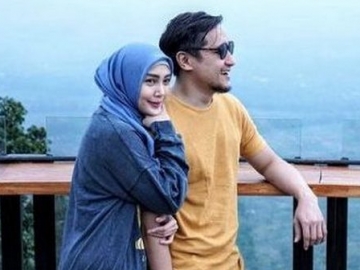 Arie Untung Ungkap Kehadiran ART Pengaruhi Kemesraan Dengan Istri