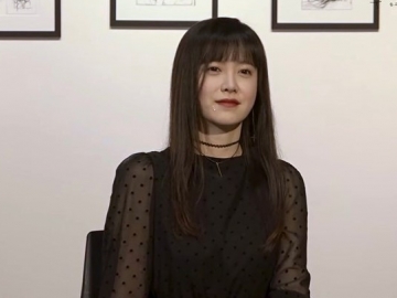 Pamer Lukisan, Ku Hye Sun Kembali Sampaikan Pesan Hangat Untuk YG Entertainment