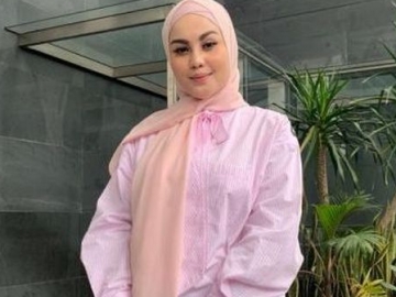  Lelah Dituduh Pelakor, Jennifer Dunn Desak Umi Pipik Ungkap Istri Ketiga Uje