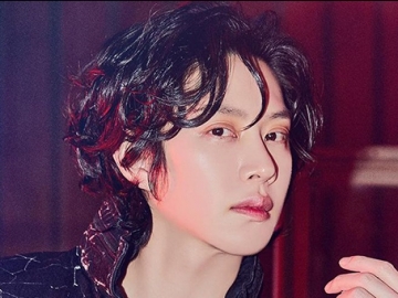 Dikonfirmasi Putus Dari Momo Twice, Ini 7 Gaya Rambut Gondrong Ala Kim Heechul