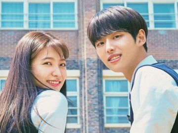 Rebahan Bareng Hingga Yeri Bersandar di Bahu Hongseok, Poster 'Blue Birthday' Makin Bikin Heboh