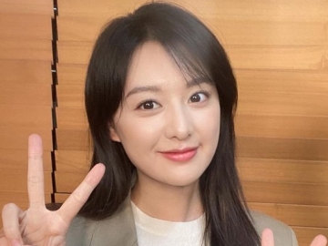 Miliki Visual Mempesona, Foto Profil Terbaru Kim Ji Won Terkumpul Jadi Satu