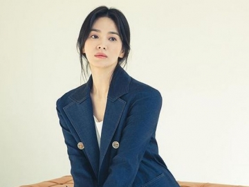 Anti Menua, Song Hye Kyo Bak Gadis Remaja dengan Rambut Dikepang di Acara Fendi