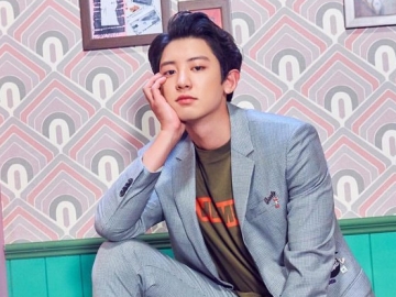 Meski Sibuk Wamil, Chanyeol Rilis Video Spesial di Hari Ultah Ke-7 EXO-L