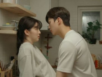 Gagal Move On, Netflix Rilis BTS Song Kang Pertama Kali Nginep di Rumah Han So Hee di 'Nevertheless'