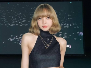 Dinilai Keren Abis, Lisa BLACKPINK Beber Adegan Naik Motor Gede di MV 'Lalisa'