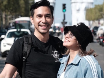 Bagikan Foto Donna Agnesia Berkeringat Usai Olahraga, Darius Sinathrya Tulis Caption Menggoda