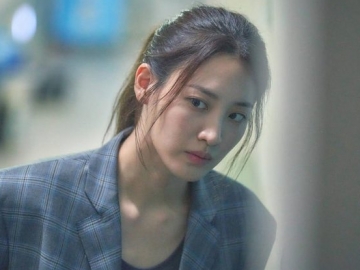 Comeback Drama Korea 'Chimera', Claudia Kim Beri Pujian untuk Park Hae Soo 'Squid Game'