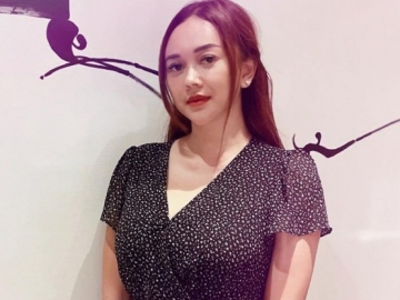 Kini Hidup Menjanda, Aura Kasih Ungkap Jalani Terapi Ini untuk Atasi Hasrat Seksual