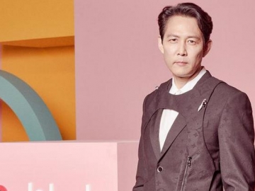  Lagi di Amerika Serikat, Lee Jung Jae 'Squid Game' Selfie Bareng CEO Netflix Ted Sarandos