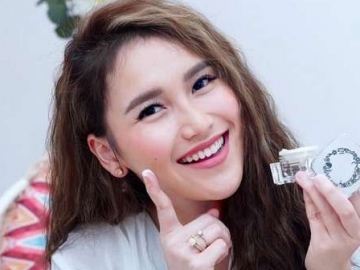  Ayu Ting Ting & Adik Tahan Malu Akibat Ulah Ortu