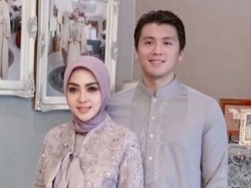 Putuskan Hijrah, Syahrini dan Reino Barack Tetap Nekat Tonton 'Naked Dance'?