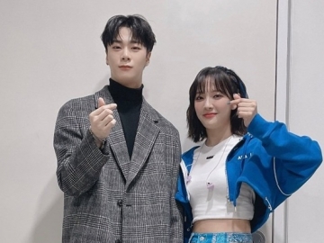 Kakak-Adik, Kocaknya Moonbin ASTRO dan Moon Sua Billie Bak Orang Asing di Acara Video Call Penggemar