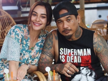 Nora Alexandra Sempat Isyaratkan Perpisahan, Jerinx SID 'Ketar-ketir' Hingga Tulis Pesan Ini