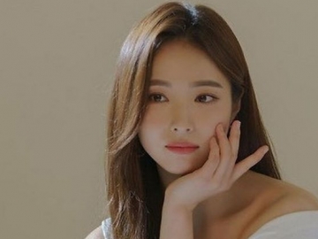 Shin Se Kyung Peringatkan Fans Soal Akun yang Mengatasnamakan Dirinya