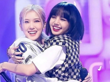 Intip Yuk Serunya Kencan Lisa dan Rose BLACKPINK Rayakan Malam Tahun Baru