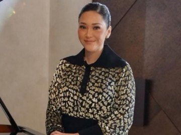 Awal Januari 2022, Maia Estianty Mendadak Pajang Foto Bareng Mendiang Julia Perez