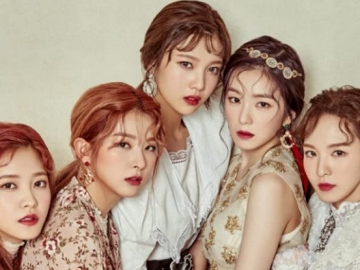Reporter Korea Tuai Kecaman Usai Desak Red Velvet Copot Masker di Red Carpet Gaon Chart Music Awards