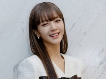Noh Jung Ui Beri Pujian ke Choi Woo Shik Sebagai Mood Maker di Lokasi Syuting 'Our Beloved Summer'