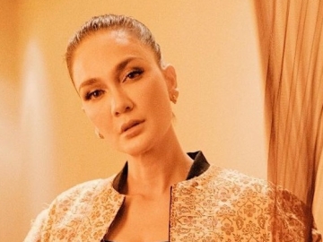 Luna Maya Abadikan Potret dengan Eks Ariel Bikin Heboh Hingga Tuai Respons Begini