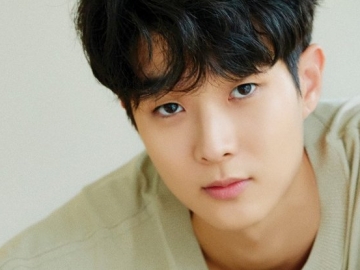 Choi Woo Shik Berbagi Pemikiran Tentang Karakter di 'OBS' dan Ungkap Tipe Idealnya