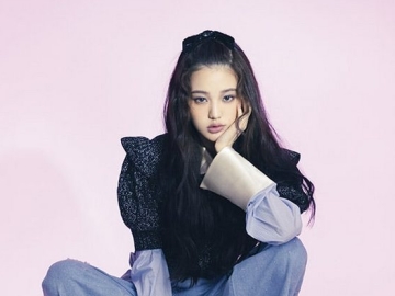 Tampil Elegan Pakai Hanbok, Visual Jang Won Young IVE Langsung Jadi Perbincangan Hangat