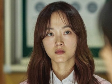 9 Potret Lee Yoo Mi, Bintang 'All Of Us Are Dead' Yang Akui Sempat Ingin Oplas
