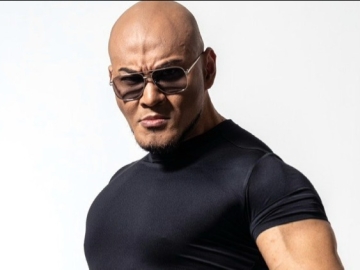 Satpol PP 'Sibuk' Razia Kondom, Deddy Corbuzier 'Satire' Beri Dukungan Ini