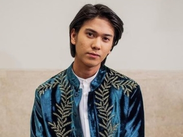 Iqbaal Ramadhan Diam-diam Ukir Tato di Bagian Tubuh Ini, Bagaimana Respons Sang Ibunda?