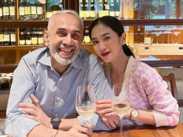 Hebohkan Netizen, Bunga Zainal Berhasil Rayu Suami Tajir Belanja ke Pasar