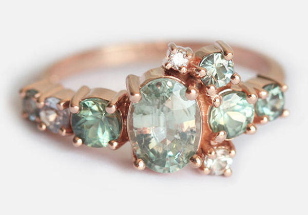 10 Cincin Tunangan Ini Bikin Kamu Makin Ngiler buat Cepat 10 Cincin Tunangan Ini Bikin Kamu Makin Ngiler buat Cepat